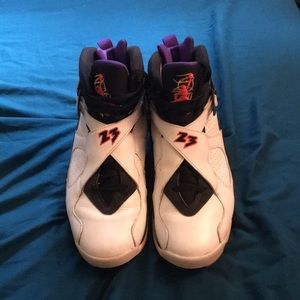 Jordan 8 Retro
Three Peat size 10.5